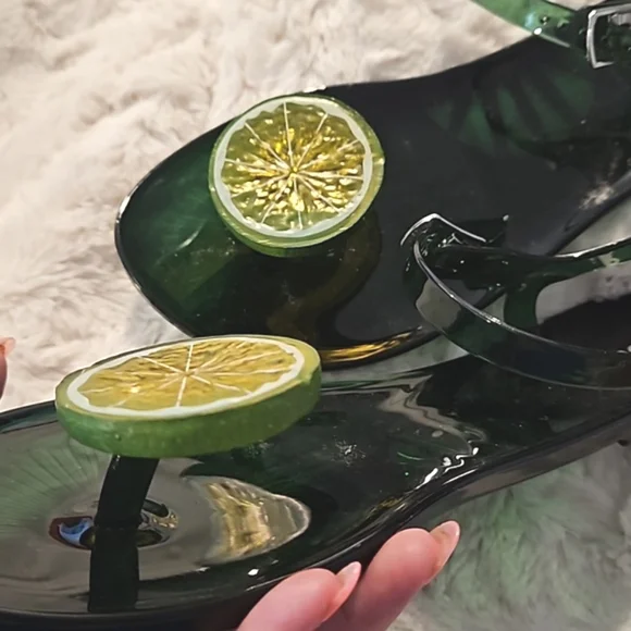 Lime slices slippers flip flops green sz.40 9- 9.5 new no tags beach tropical - Picture 2 of 10